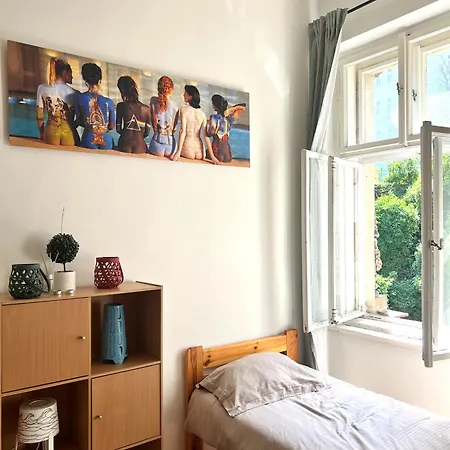 Fair Enough City Center Apt Apartment